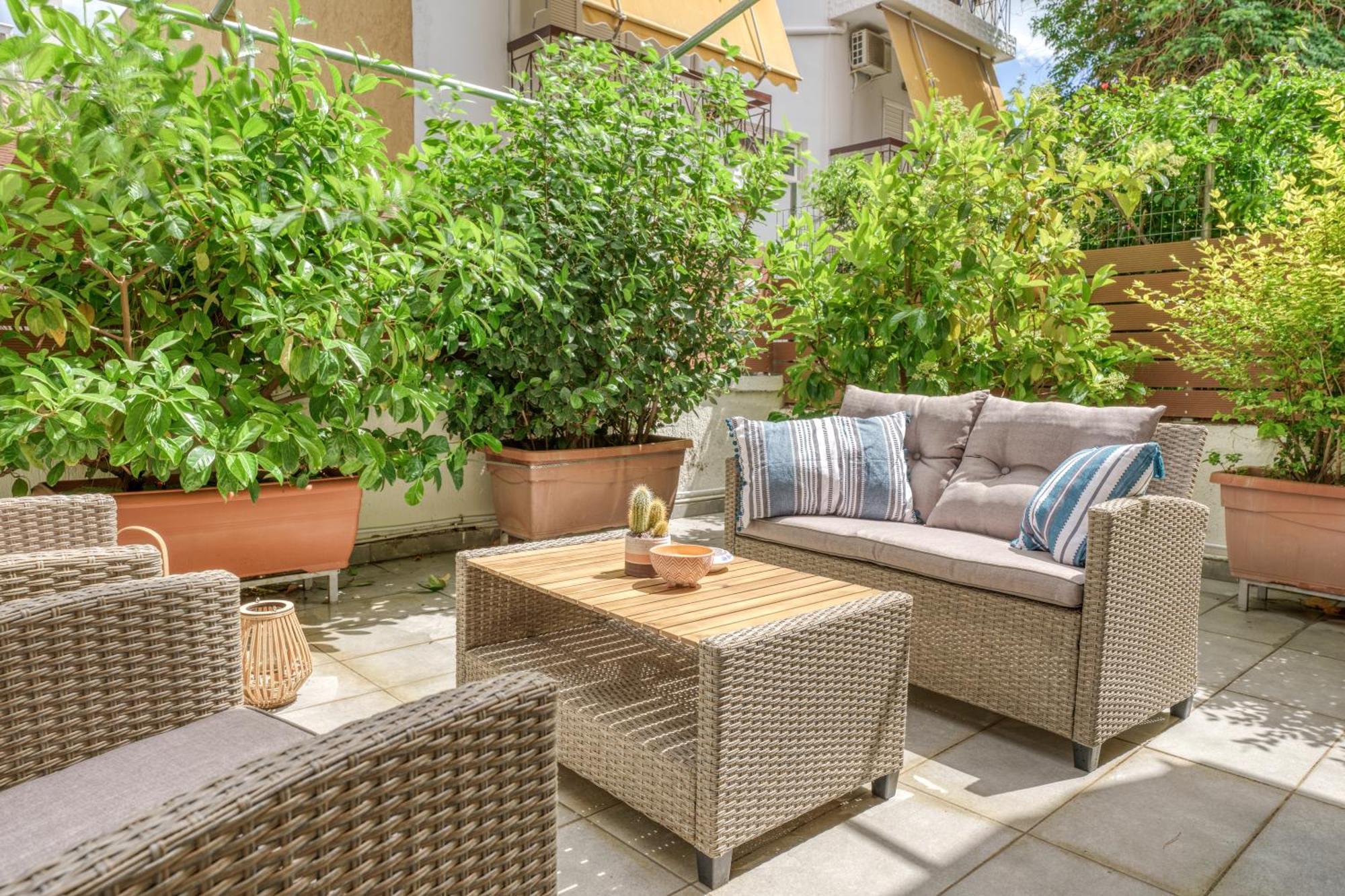 Nostos Apartment, With A Spacious Backyard Artemida  Exterior photo